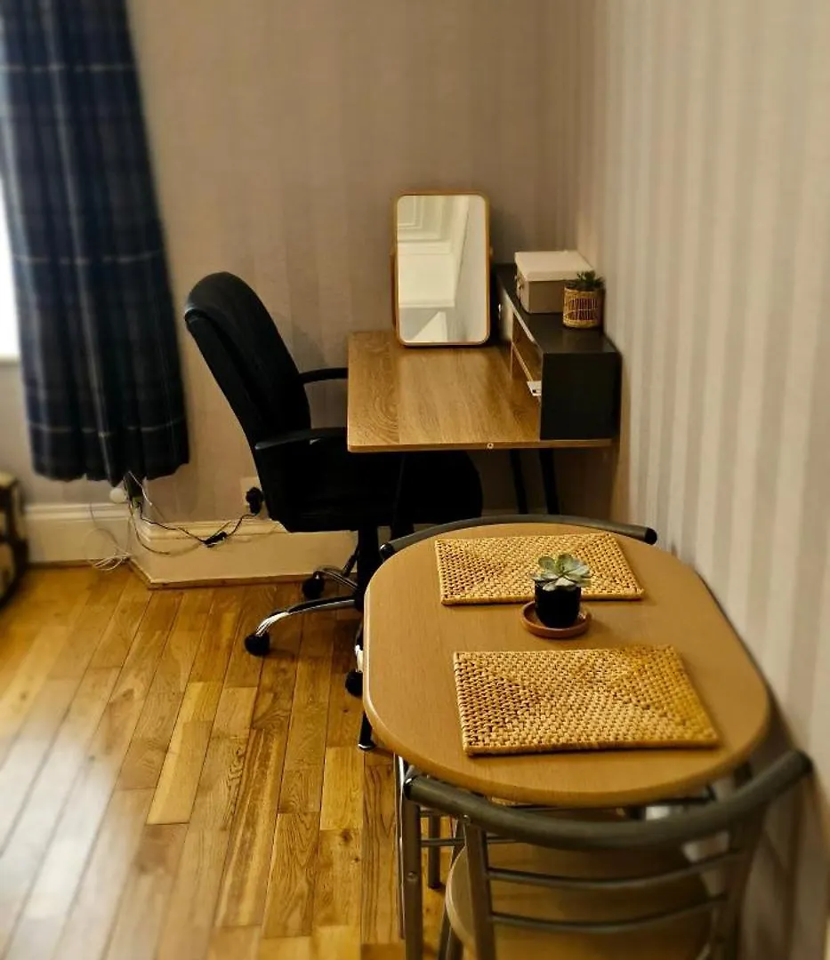 Home Away From Home Aberdeen Daire